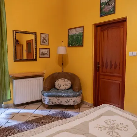 Bed & Breakfast Kolory Guest House 3*